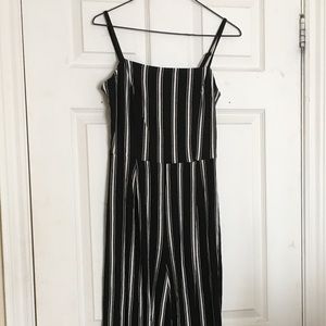 ✨HOST PICK✨ bershka striped jumpsuit